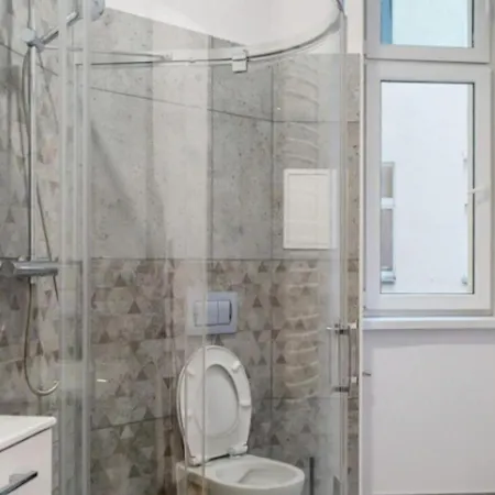 Market Square Flats Renyk View *