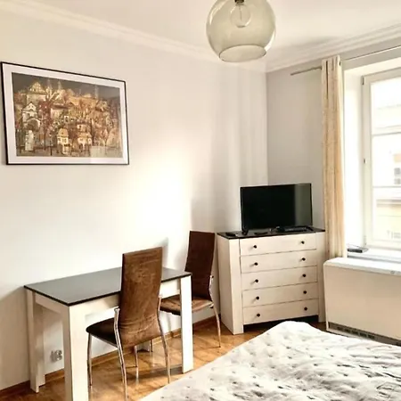 Market Square Flats Renyk View